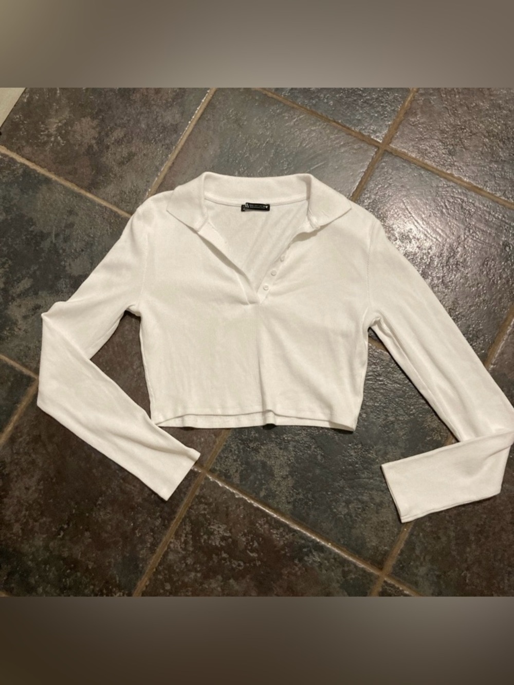 Zara White Long Sleeve
Collared Crop Top Women's
Size L